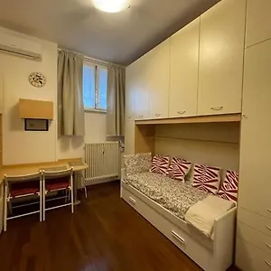 Trebbia Tavrvs Real Estate , Milano Italia